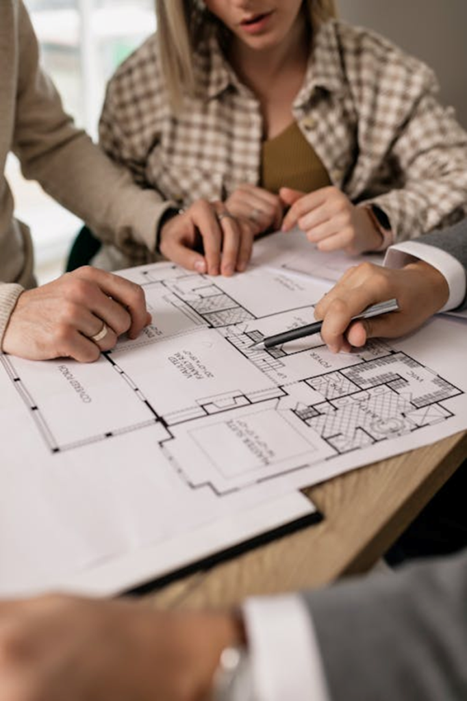Benefits of SMS for the Restoration and Construction Industry
